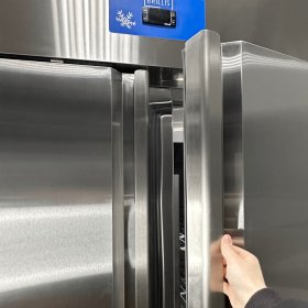 Шафа морозильна інвенторна енергоефективна BRILLIS FC-UGN1410BT - фото № 5