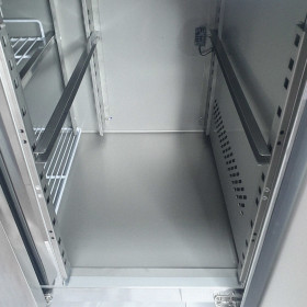 Стіл холодильний тридверний енергоефективний BRILLIS G-UGN3100TN - фото № 10