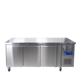 Стол холодильный трехдверный энергоэффективный BRILLIS G-UGN3100TN - фото № 4