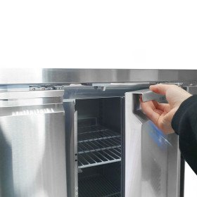 Стол холодильный трехдверный энергоэффективный BRILLIS G-UGN3100TN - фото № 7