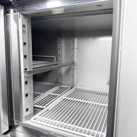 Стіл холодильний тридверний енергоефективний BRILLIS G-S903V S/S TOP - фото № 7