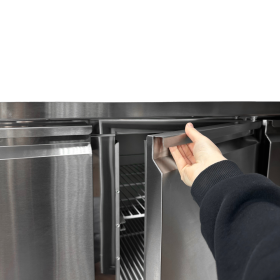 Стіл холодильний тридверний енергоефективний BRILLIS G-S903V S/S TOP - фото № 5