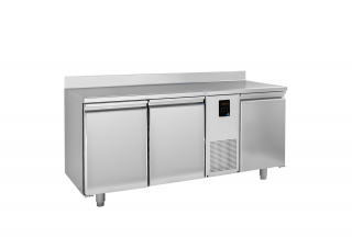 Стол холодильный 3-дверный энергосберегающий BRILLIS GRN-BGN3-M